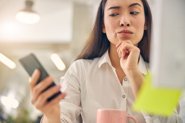 Como rastrear um número de celular